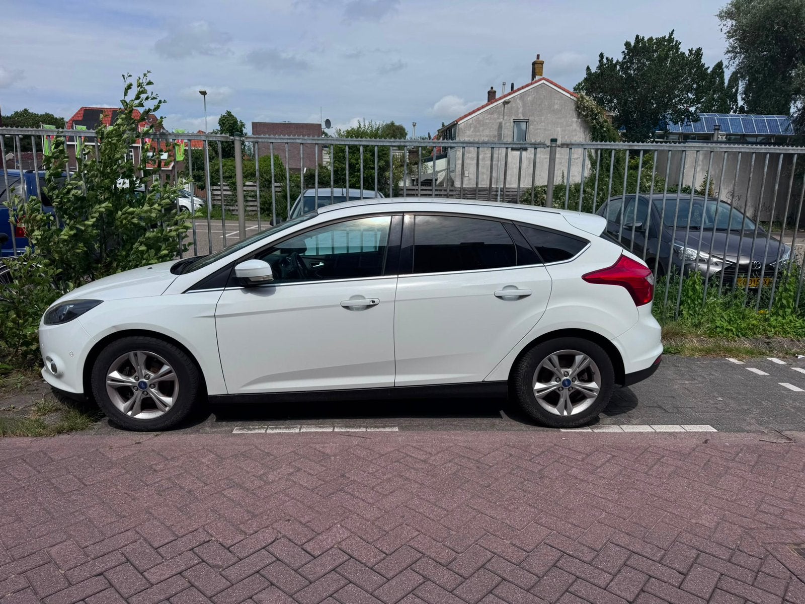 Ford Focus 1.0 Titanium (lees beschrijving), Auto's, Ford, 635 kg, 100 pk, Wit, 1176 kg
