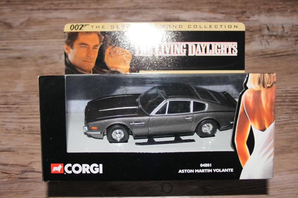 James Bond Aston Martin Volante, Ophalen of Verzenden, Zo goed als nieuw, Auto