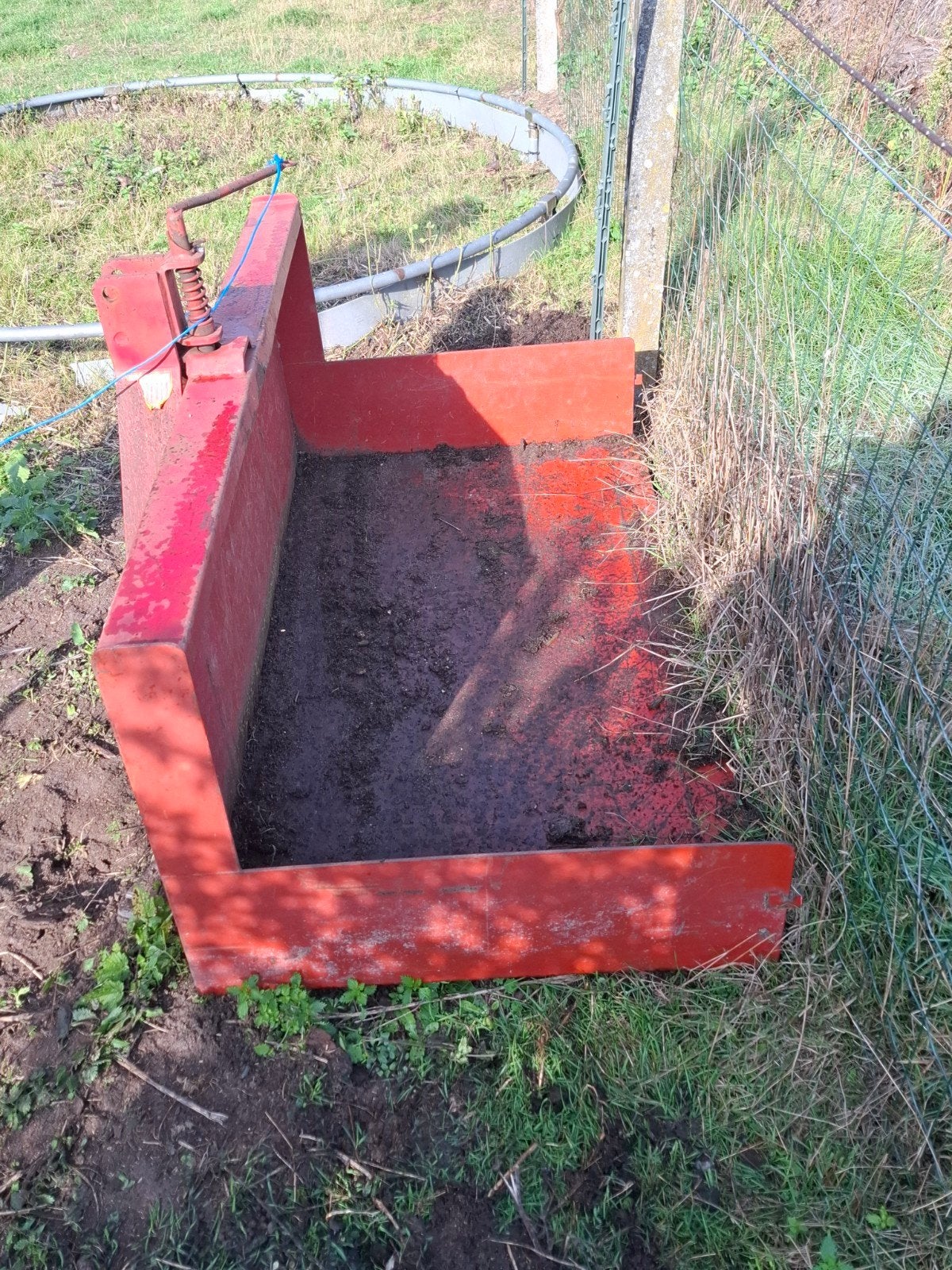 Grondbak br 150 cm/diep 80 cm/hoog 30 cm, Ophalen, Grondbewerking