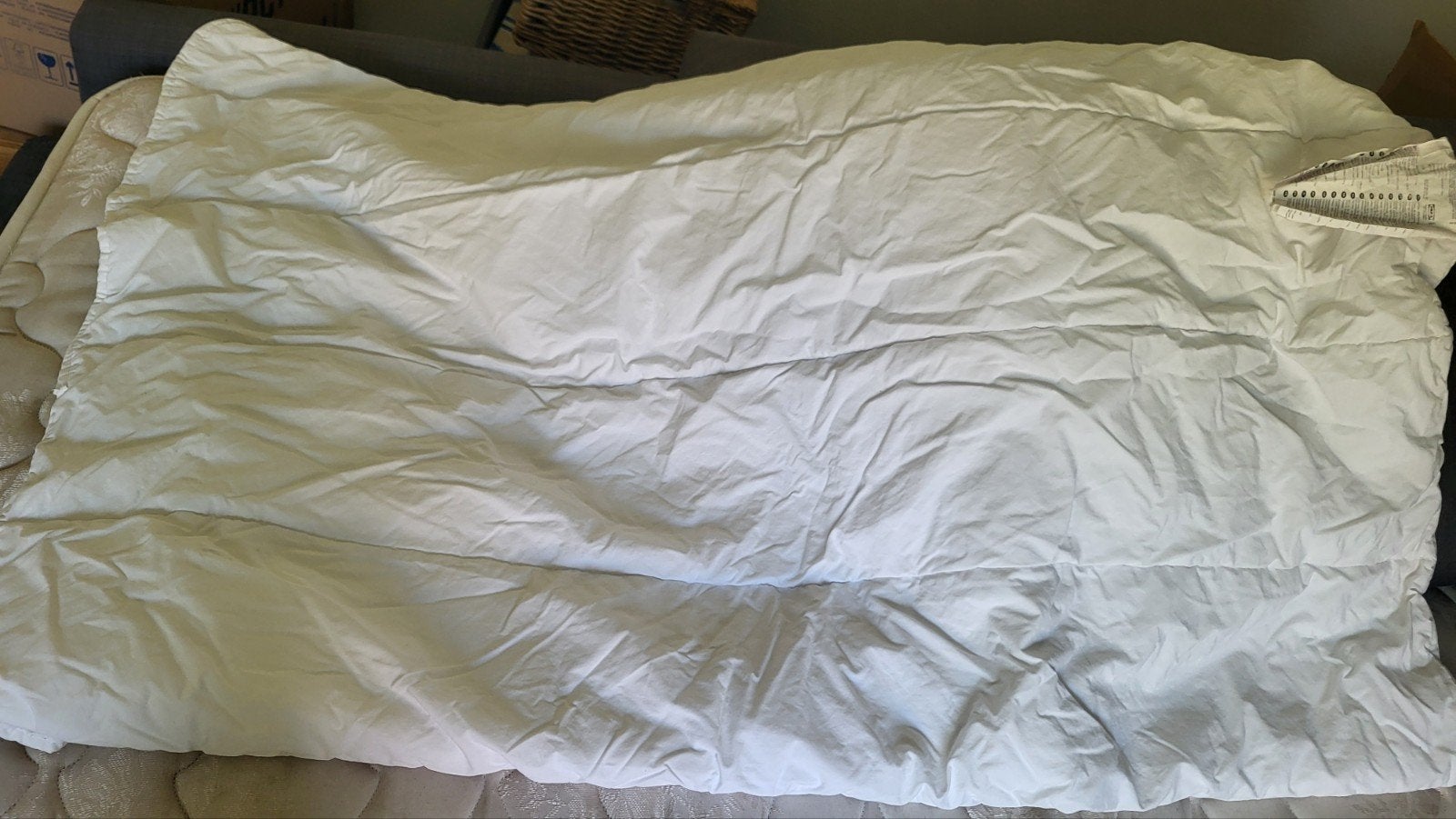 Ikea eenpersoonsdekbed 140x200, 1300 gram, Ophalen, Zo goed als nieuw, Wit, Deken of Dekbed