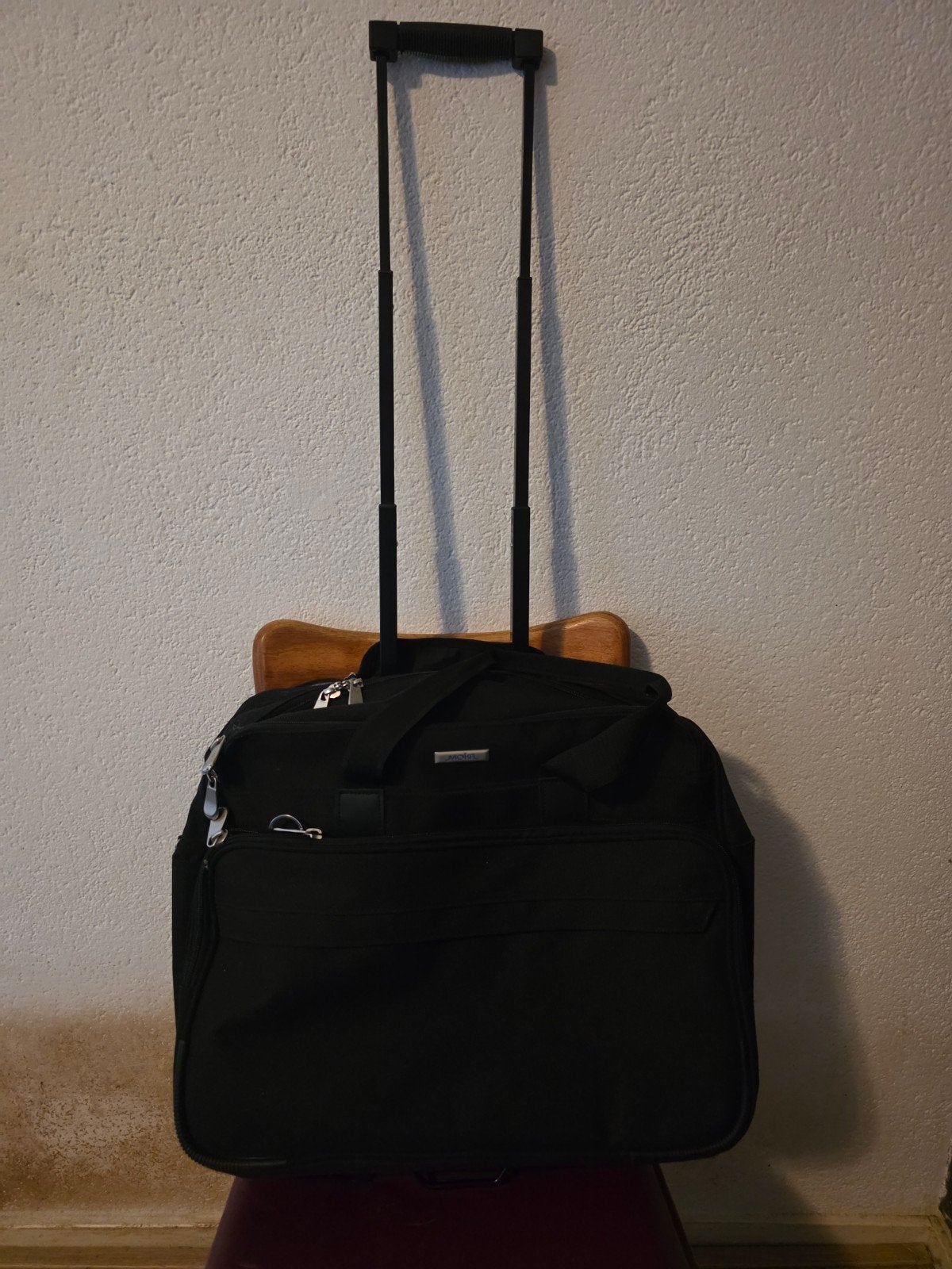 Handige trolley met wielen voor reis of werk, 40 tot 60 cm, 30 cm of meer, Zwart, Ophalen of Verzenden