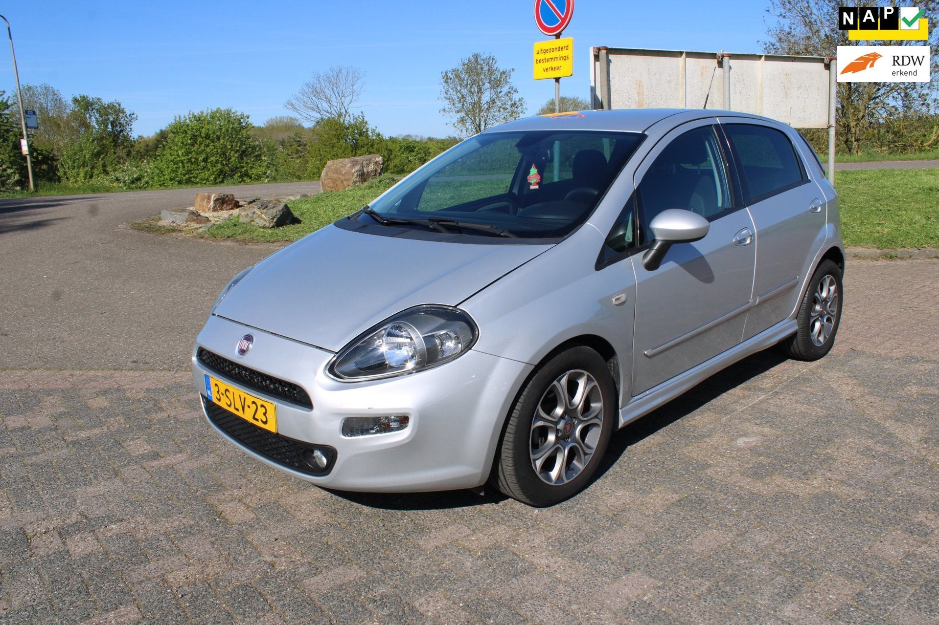 Fiat Punto Evo 0.9 TwinAir Lounge, Auto's, Fiat, Voorwielaandrijving, Euro 5, 86 pk, Gebruikt