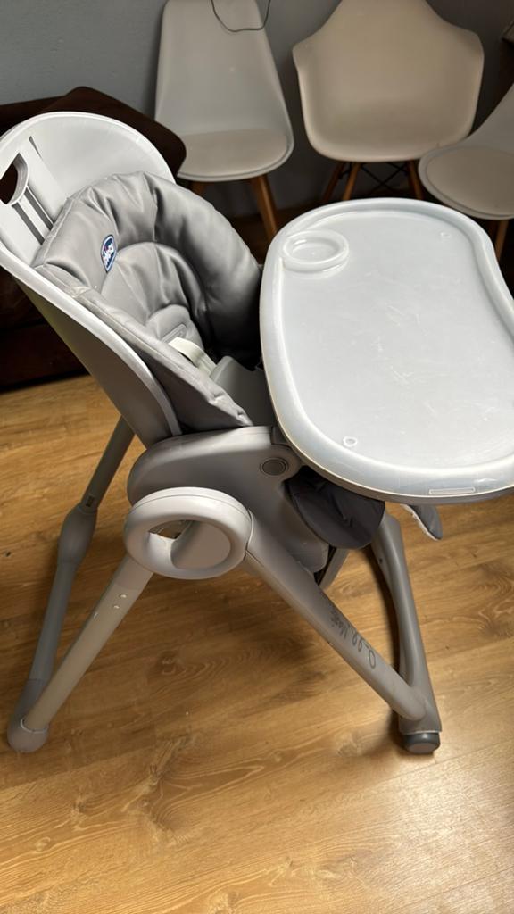 Chicco Polly Magic Relax kinderstoel, Kinderen en Baby's, Kinderstoelen, Ophalen of Verzenden, Gebruikt, Meegroeistoel, Afneembaar eetblad