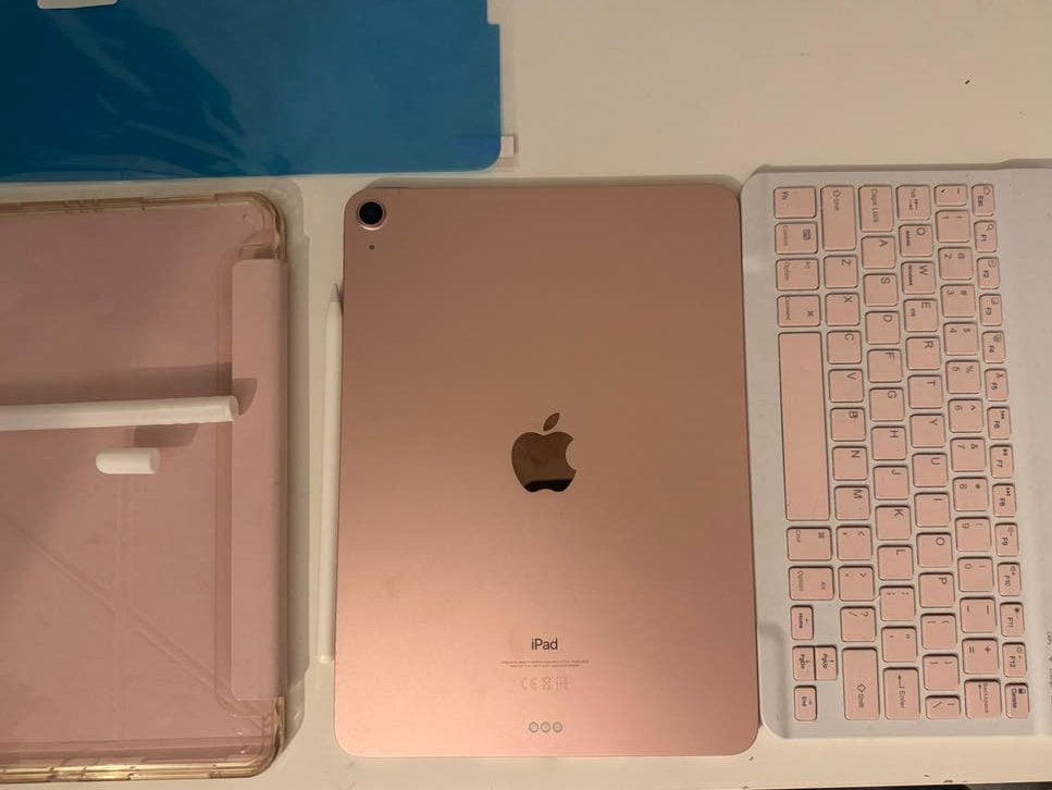 Ipad air 11’ 4th gen 64GB + accessoires (inc. Apple pen), Computers en Software, Apple iPads, Ophalen, Rose Goud, Apple iPad Air
