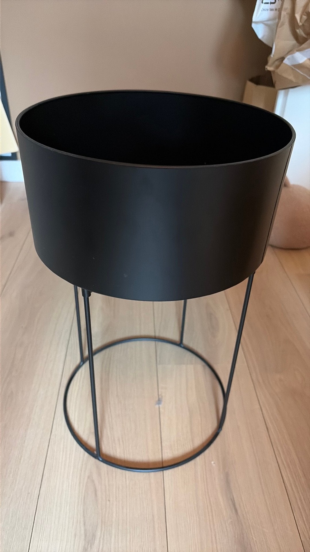 Metalen plantenstandaard, Ophalen, Minder dan 30 cm, Rond, Zo goed als nieuw