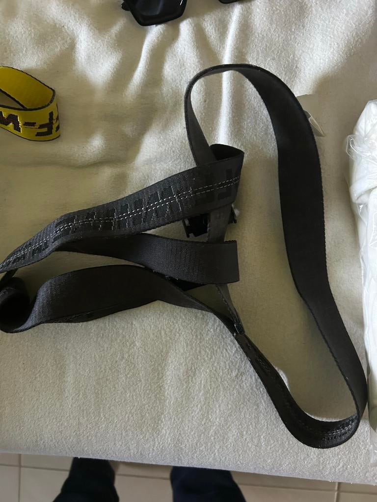 Off-White Riem Grijs/Zwart, Kleding | Dames, Riemen en Ceinturen, Ophalen of Verzenden, Gedragen, Overige kleuren