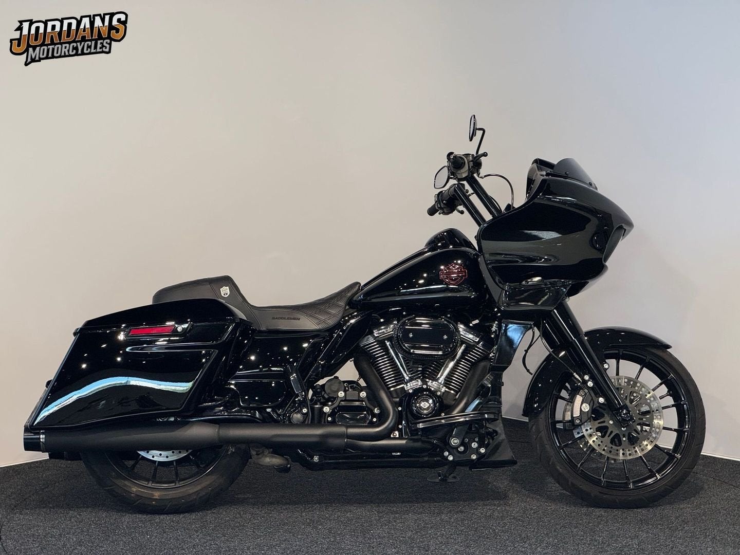 HARLEY-DAVIDSON ROAD GLIDE SPECIAL FLTRXS (bj 2018), Motoren, 2 cilinders, Bedrijf, Onbekend, Toermotor