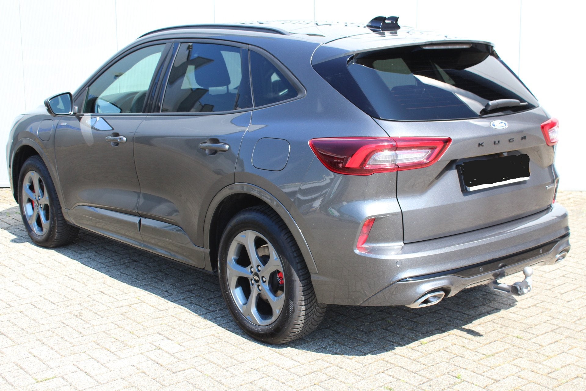 Ford Kuga 2.5-243pk PHEV ST-Line X. Febr. 2026, slechts 8.40, 12 maanden, Gebruikt, 4 cilinders, Plug-in hybride