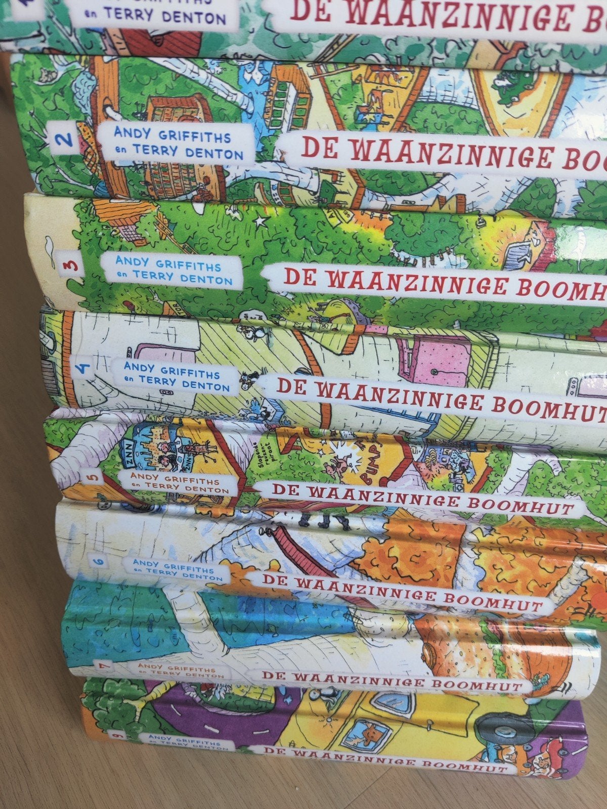 De Waanzinnige Boomhut deel 1 tm 7 en deel 9, Boeken, Ophalen of Verzenden, Gelezen