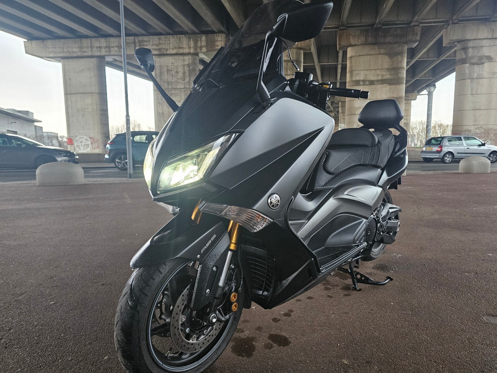 Yamaha Tmax 530 Iron Max  2015, Gebruikt, Particulier, Minimaal motorrijbewijs A2, Automaat