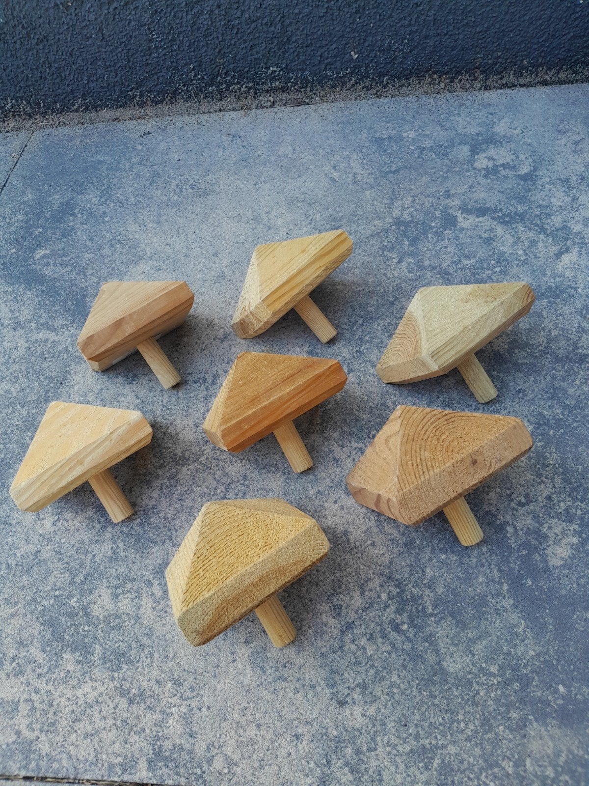 Houten piramide ornamenten voor palen (7 stuks), Ophalen of Verzenden, Nieuw