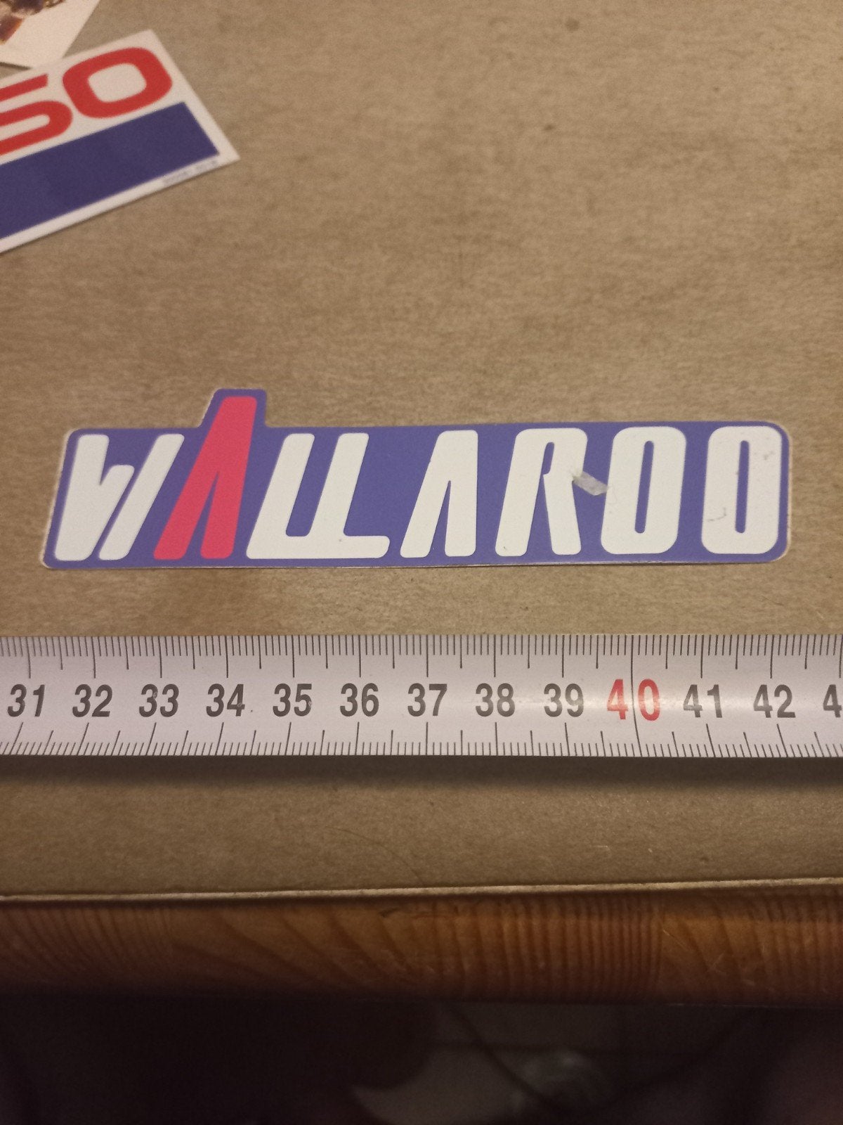 Vintage 'WALLAROO' sticker - 40 cm lang, Ophalen of Verzenden, Zo goed als nieuw