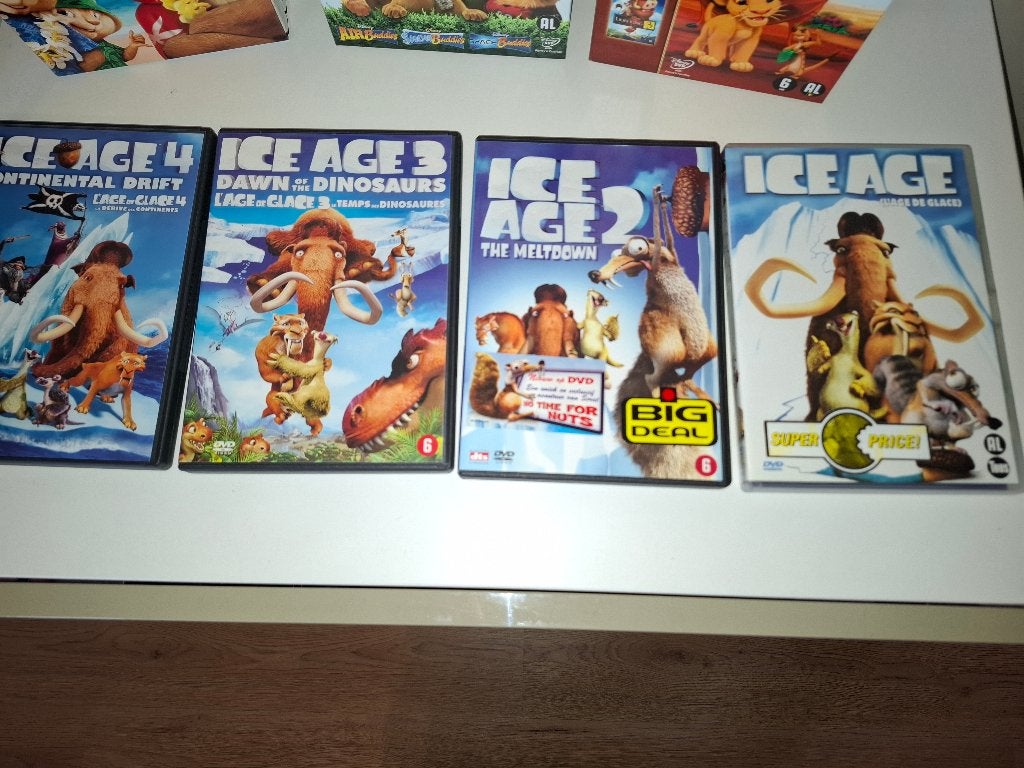 dvd's voor kinderen. allemaal verschillende. Moeten weg !!!, Alle leeftijden, Spaans, Ophalen of Verzenden, Zo goed als nieuw