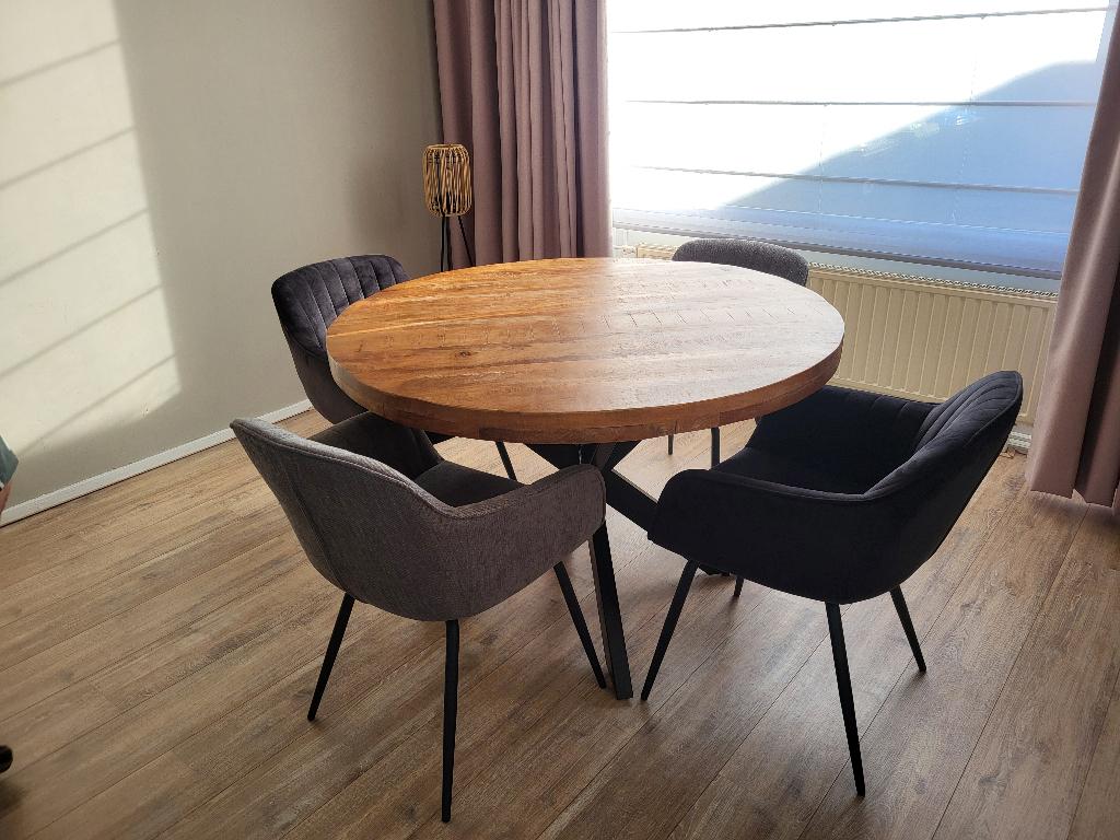 Eettafel rond met stoelen, Huis en Inrichting, Tafels | Eettafels, Ophalen, Gebruikt, Rond, Hout en metaal