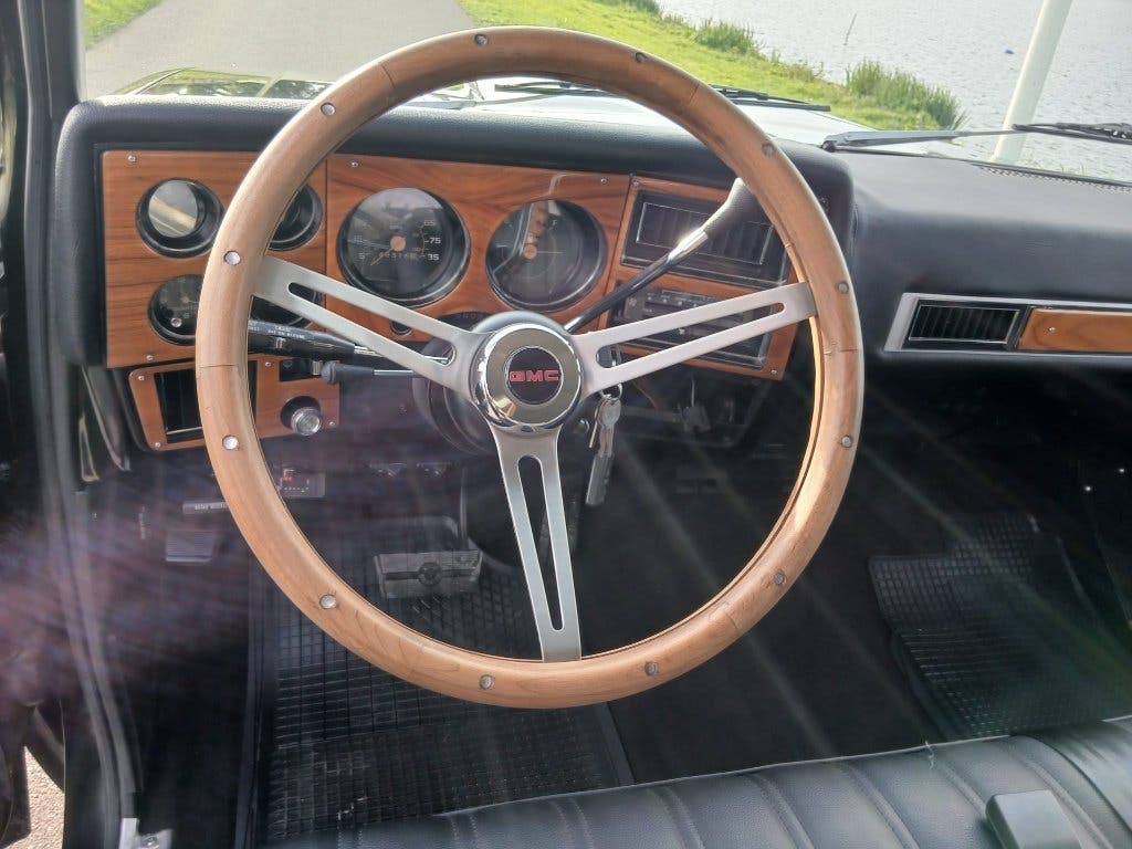 GMC Suburban bj1982 top staat LPG NL kenteken 2800kg trekken, foto 11