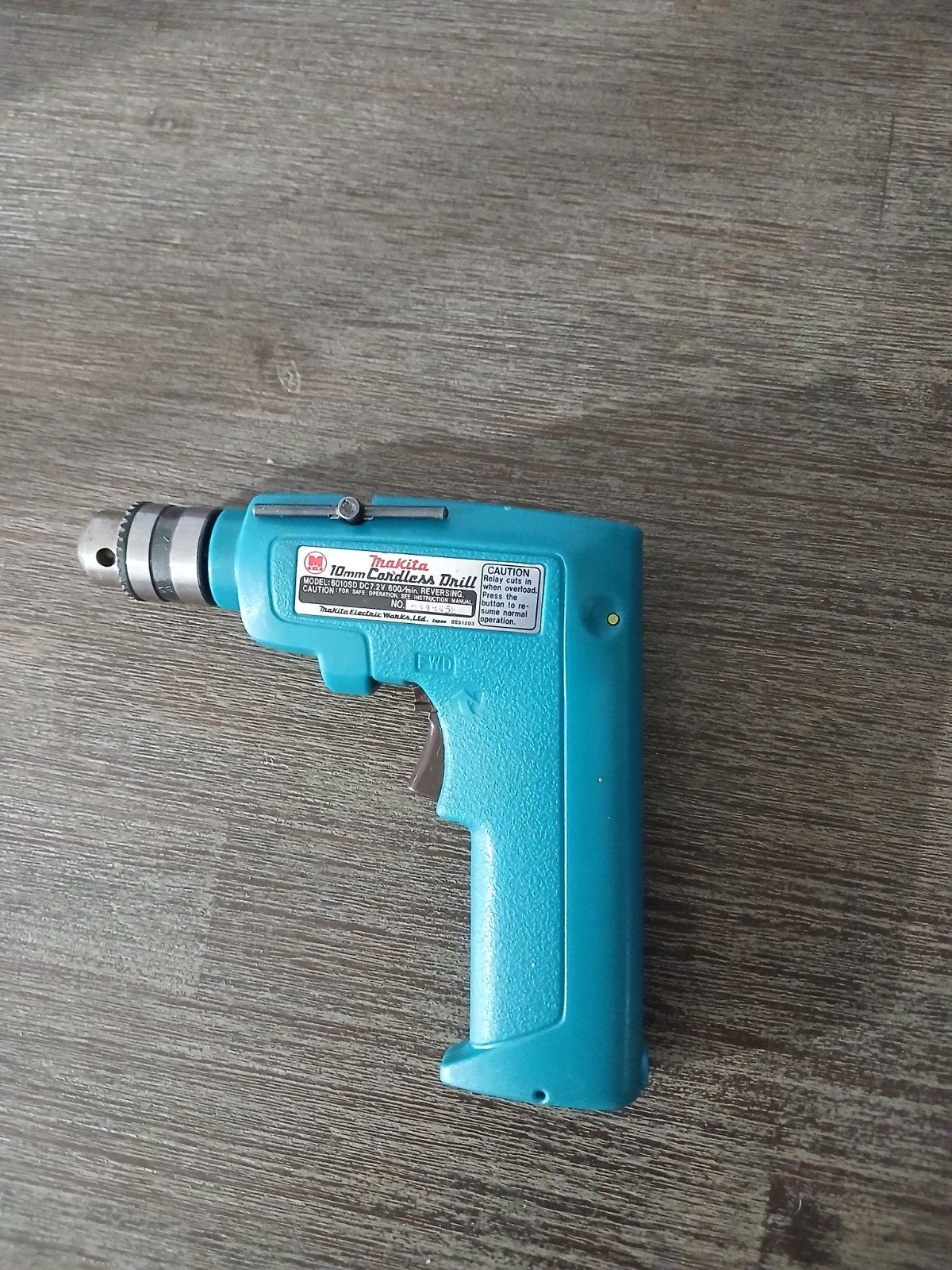 Makita 10mm Accuboormachine - Compact en Draagbaar, Ophalen, Gebruikt, Variabele snelheid, Boor- en Schroefmachine
