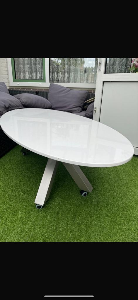 Bijzettafel / kleine eettafel 160x70cm, Ophalen