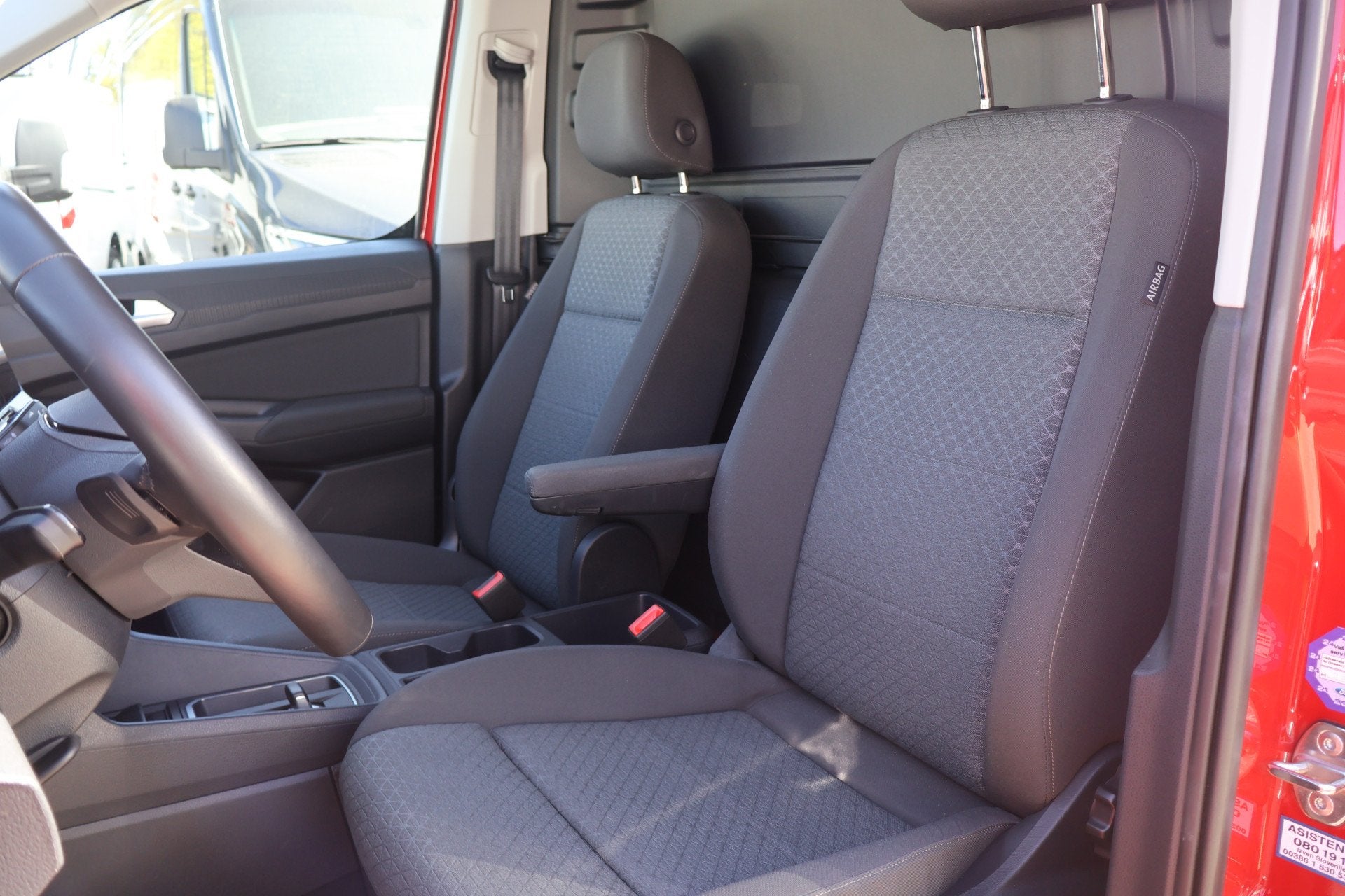 Ford Transit Connect 2.0 EcoBlue L2 Limited Automaat Black L, Stof, Gebruikt, 4 cilinders, 122 pk