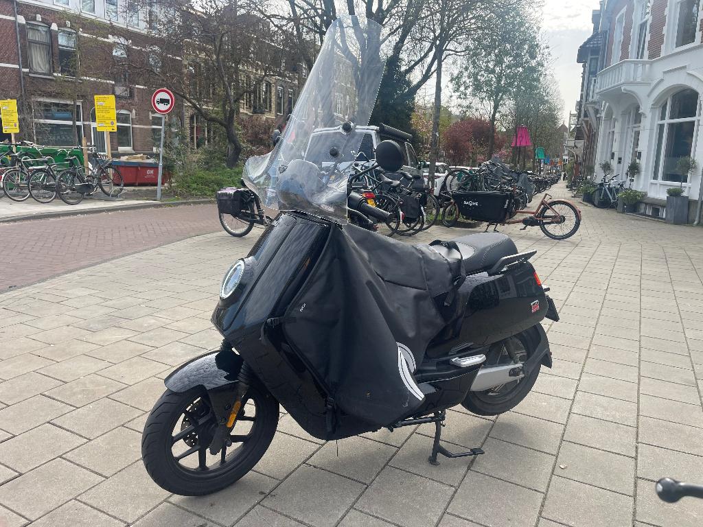 Elektrische Scooter Niu NQI GTS - WEINIG KM’S, Ophalen, Niu, Maximaal 45 km/u, Elektrisch