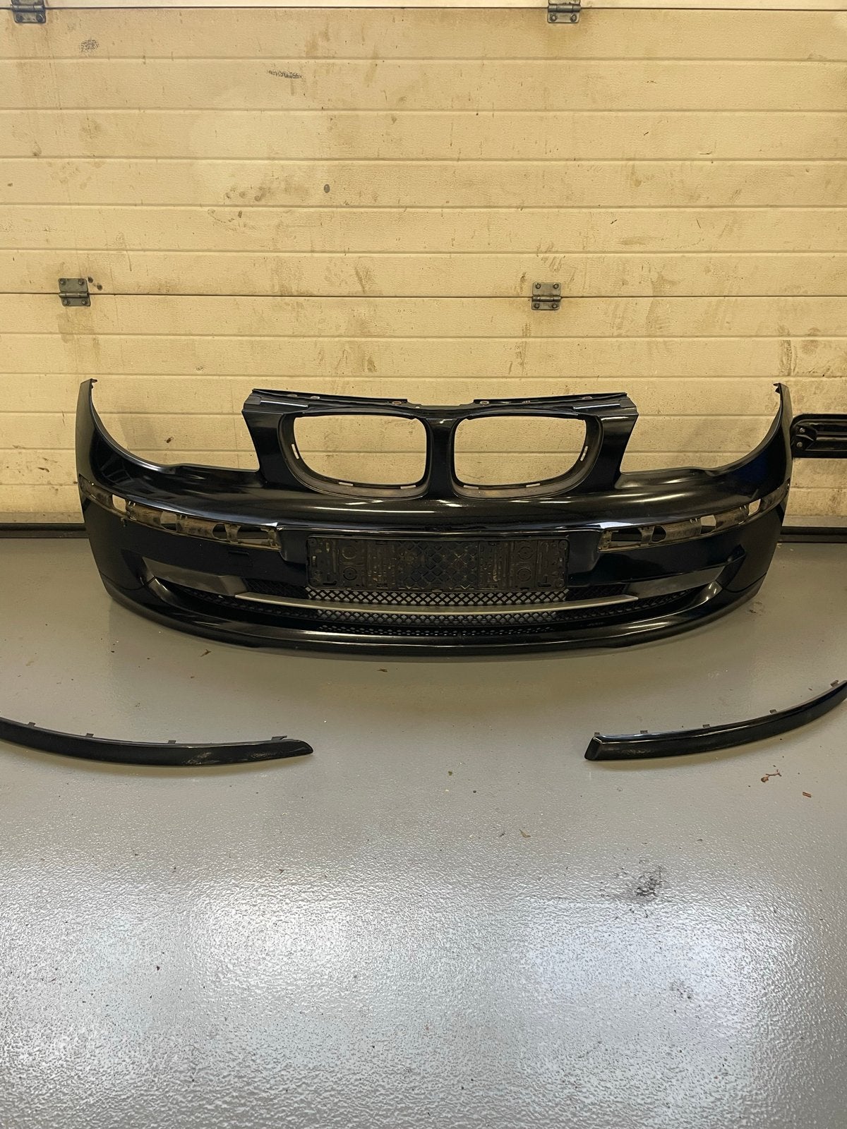 Bumper BMW 1 Serie - Voorbumper, Auto-onderdelen, Carrosserie en Plaatwerk, Bumper, BMW, Voor, Gebruikt, Ophalen