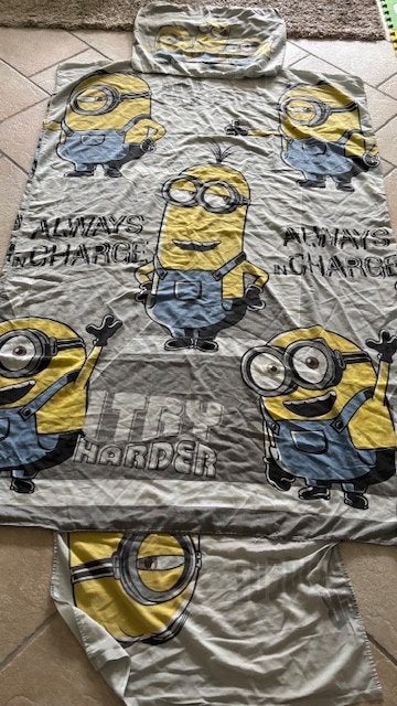 Minions beddengoed 1 persoons 195x130 cm, dekbedovertrek, Ophalen of Verzenden, Gebruikt, Eenpersoons, Kussen