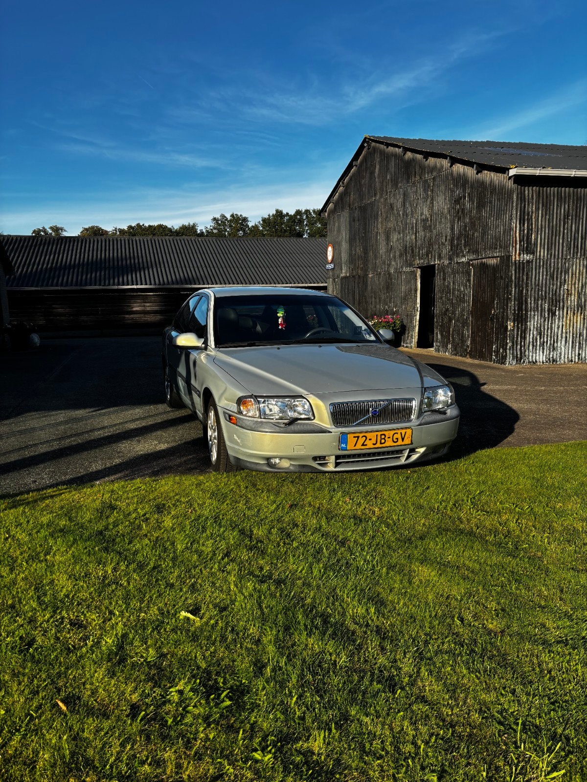 Volvo S80 2.4 170PK AUT 2002 Beige, 1557 kg, 1800 kg, Beige, 2435 cc