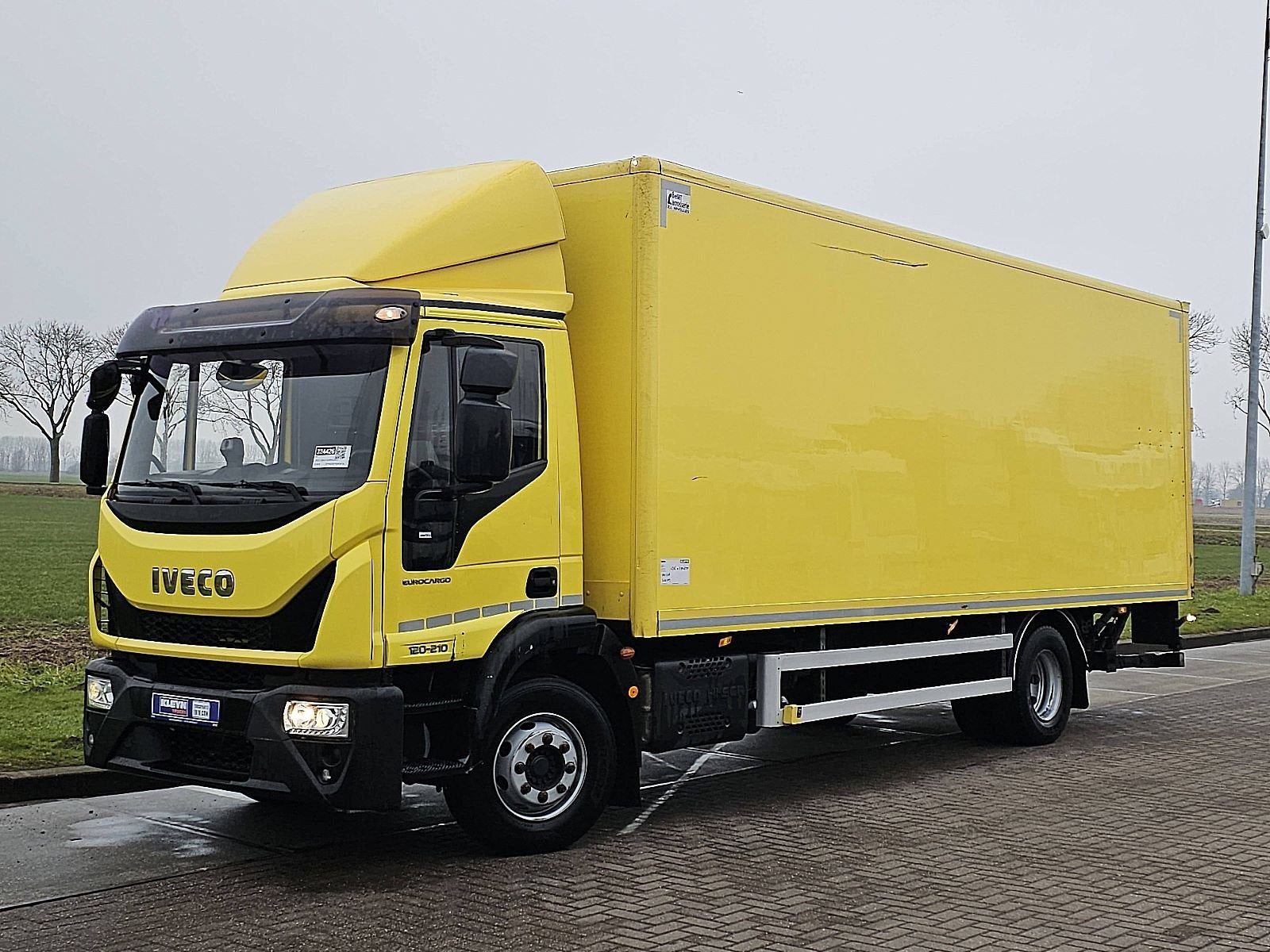 IVECO 120E21 EUROCARGO airco taillift, Automaat, Euro 6, Iveco, Geel