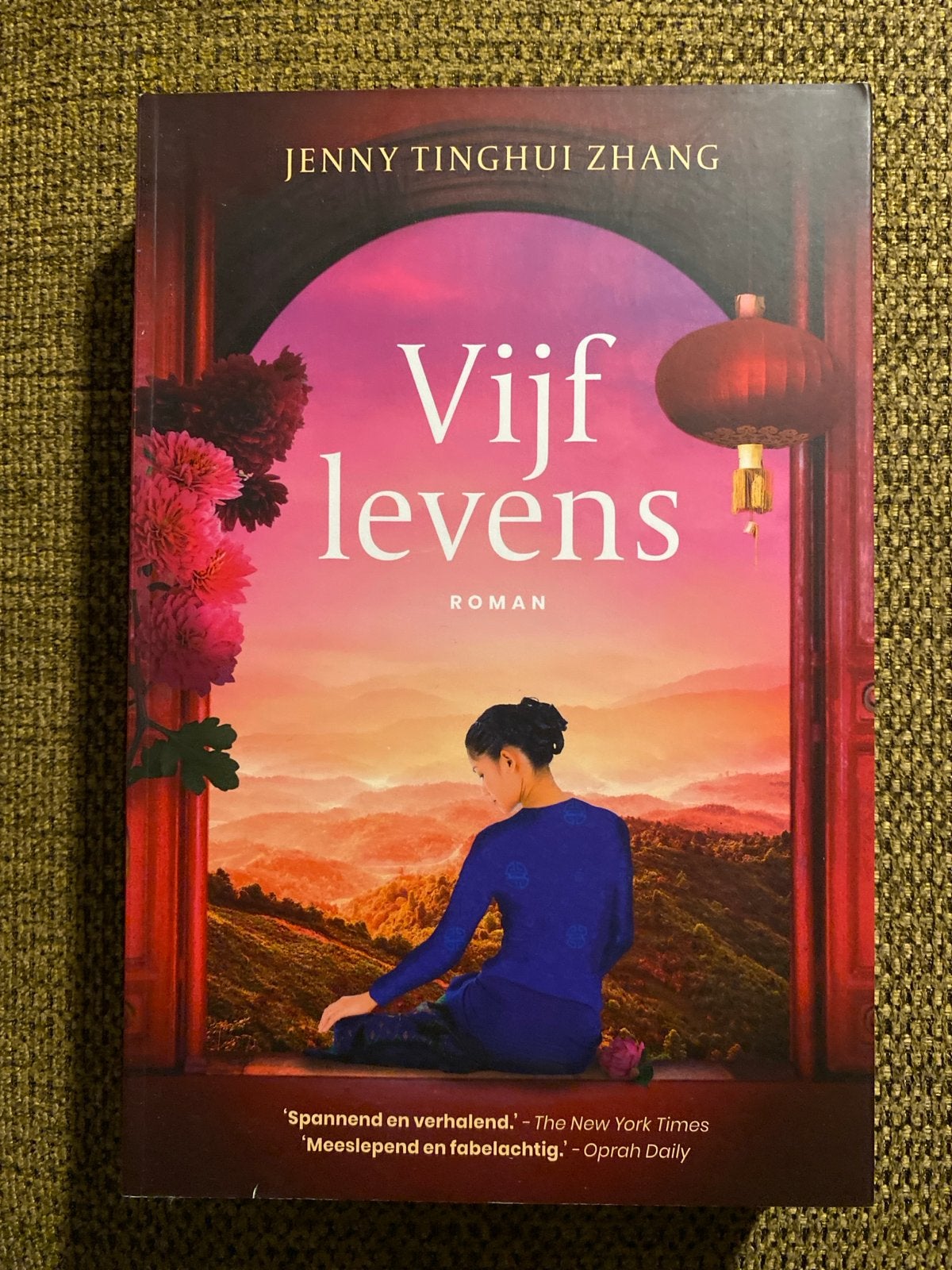 Jenny Tinghui Zhang - Vijf levens, Jenny Tinghui Zhang, Ophalen of Verzenden, Zo goed als nieuw, Amerika