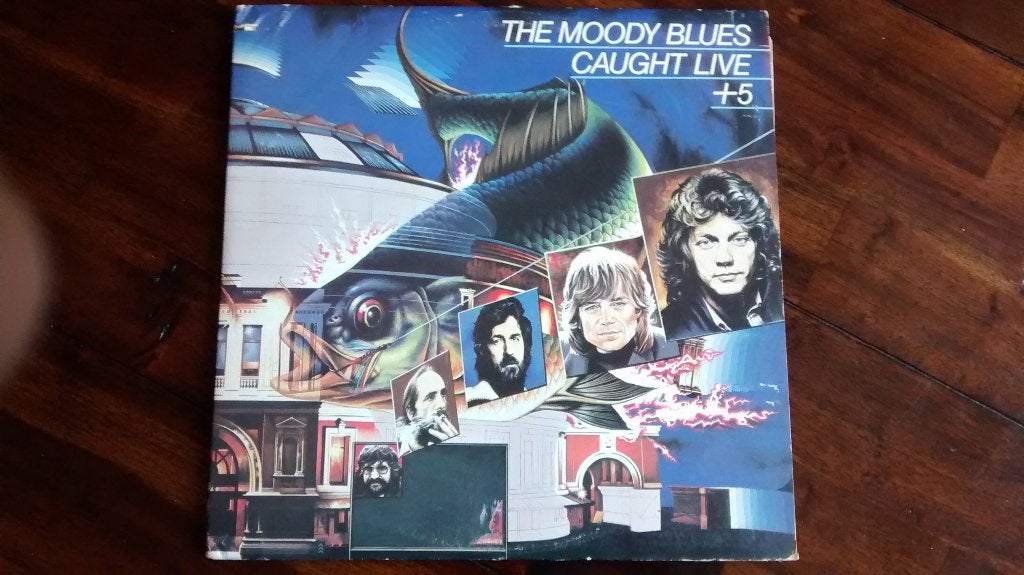 2 LP - The Moody Blues - Caught live + 5, Ophalen of Verzenden, Zo goed als nieuw, 12 inch, Poprock