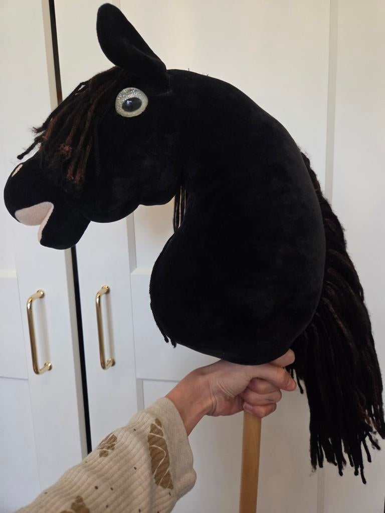 Pipoos hobbyhorse te koop, Ophalen of Verzenden