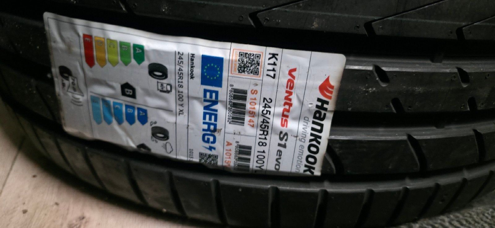 Nieuwe Hankook Ventus S1 evo 245/45R18 100Y XL zomerbanden, Auto-onderdelen, Ophalen, Nieuw