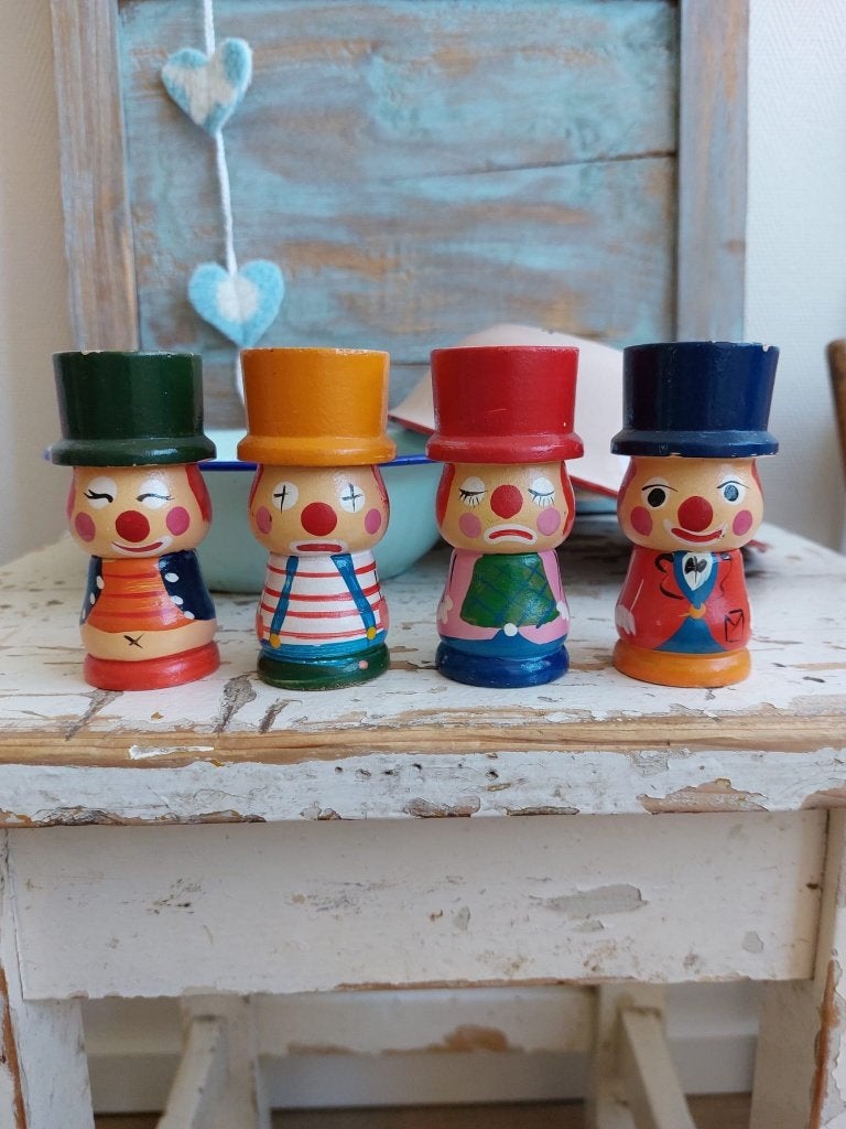 Vintage houten  "clowntjes" - eierdopjes, Antiek en Kunst, Ophalen of Verzenden