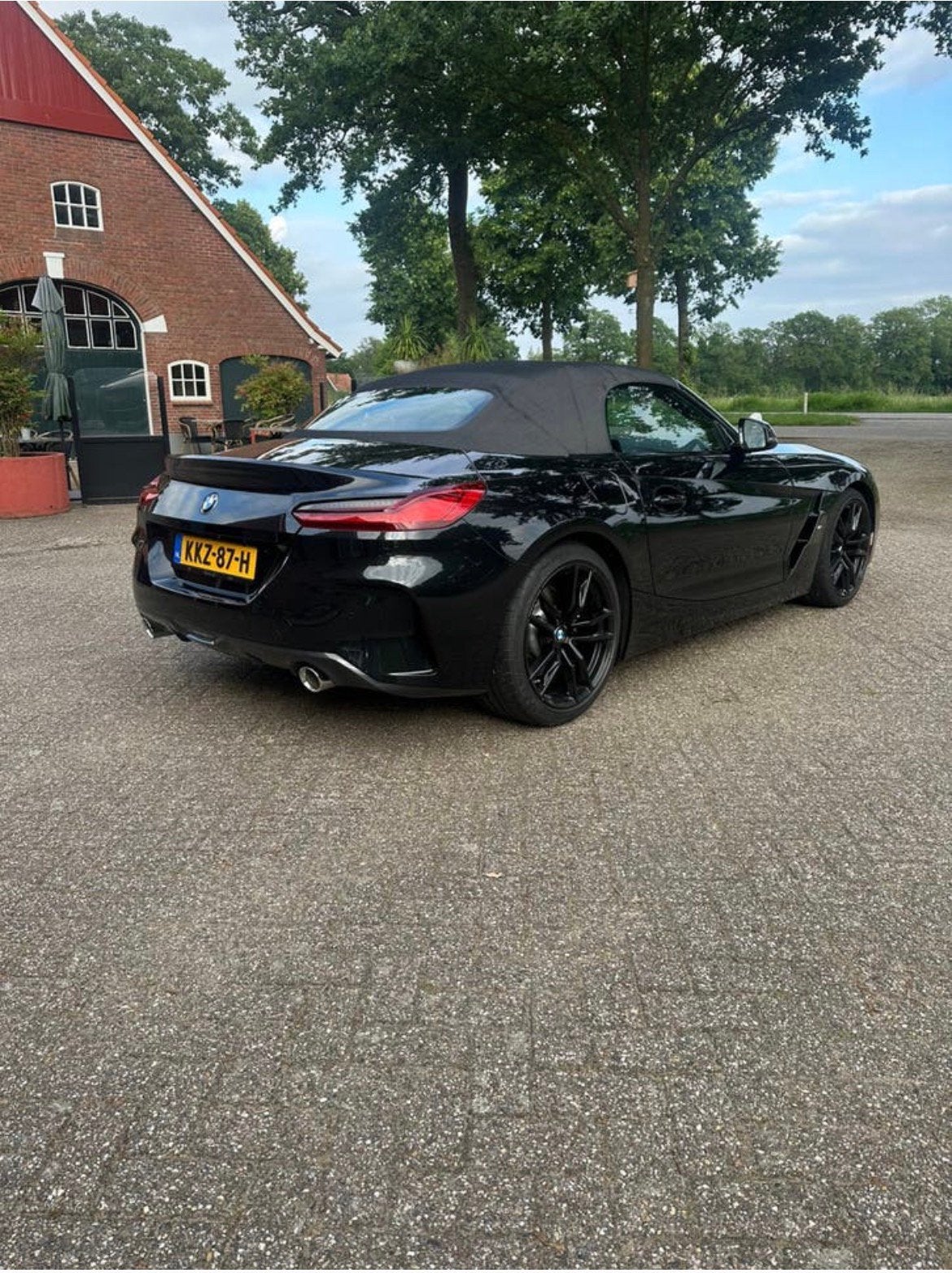BMW Z4 Sdrive20i 197pk Aut 2019 Zwart, Auto's, Automaat, 1998 cc, Achterwielaandrijving, 4 cilinders