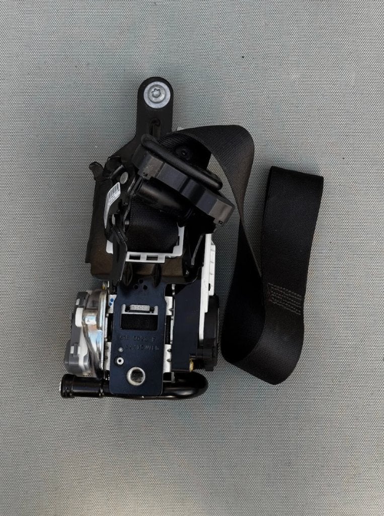 A2078605585 OEM linker veiligheidsgordel Mercedes E-klasse, Ophalen, Gebruikt, Mercedes-Benz