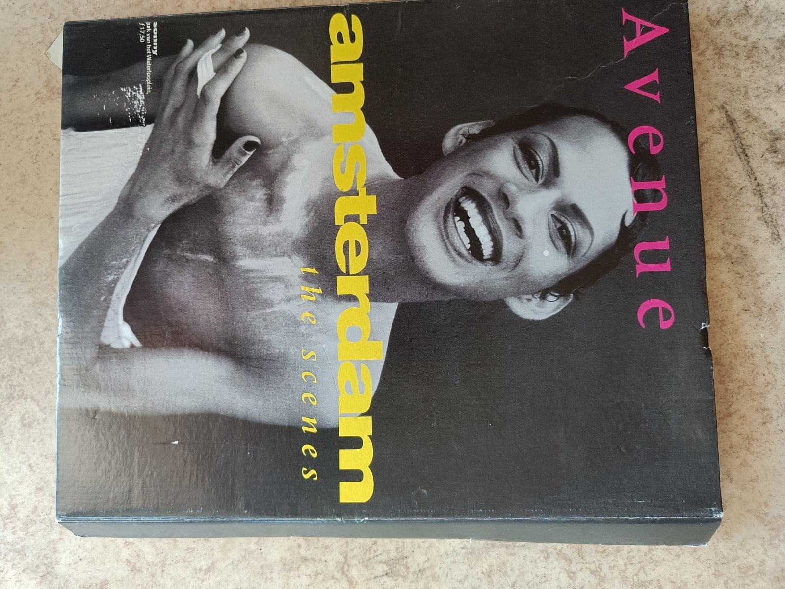 Avenue Magazine: Amsterdam the Scenes 1994.Jan Rot, Ophalen of Verzenden, Zo goed als nieuw, Glossy