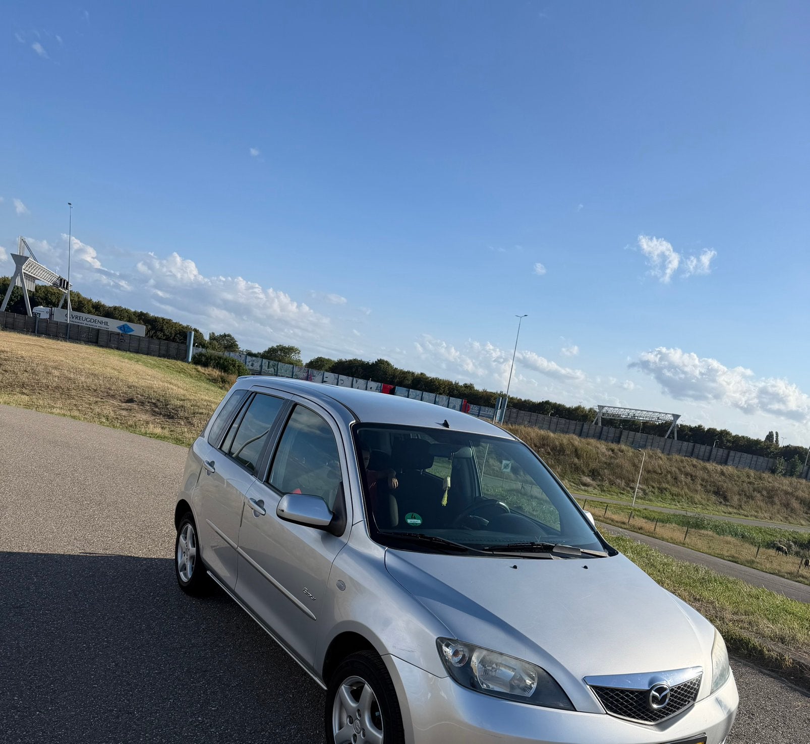 Foto 6 van Mazda2 2005 auto