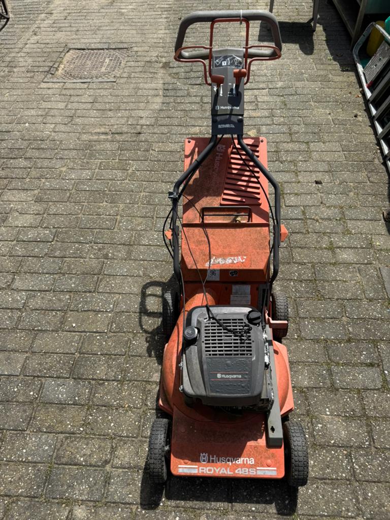 Husqvarna loop of sloop, Tuin en Terras, Ophalen, Zo goed als nieuw, 50 cm of meer