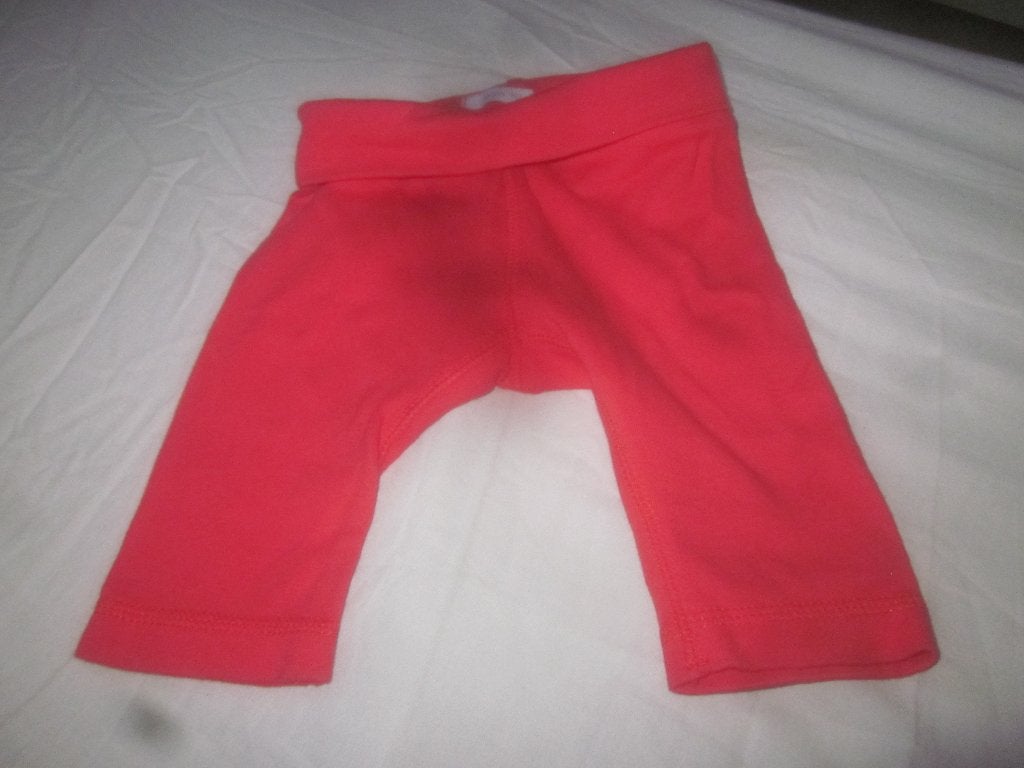 Nieuw rozerood broekje Hema maat 50, Kinderen en Baby's, Babykleding | Maat 50, Broekje, Meisje, Nieuw, Ophalen of Verzenden