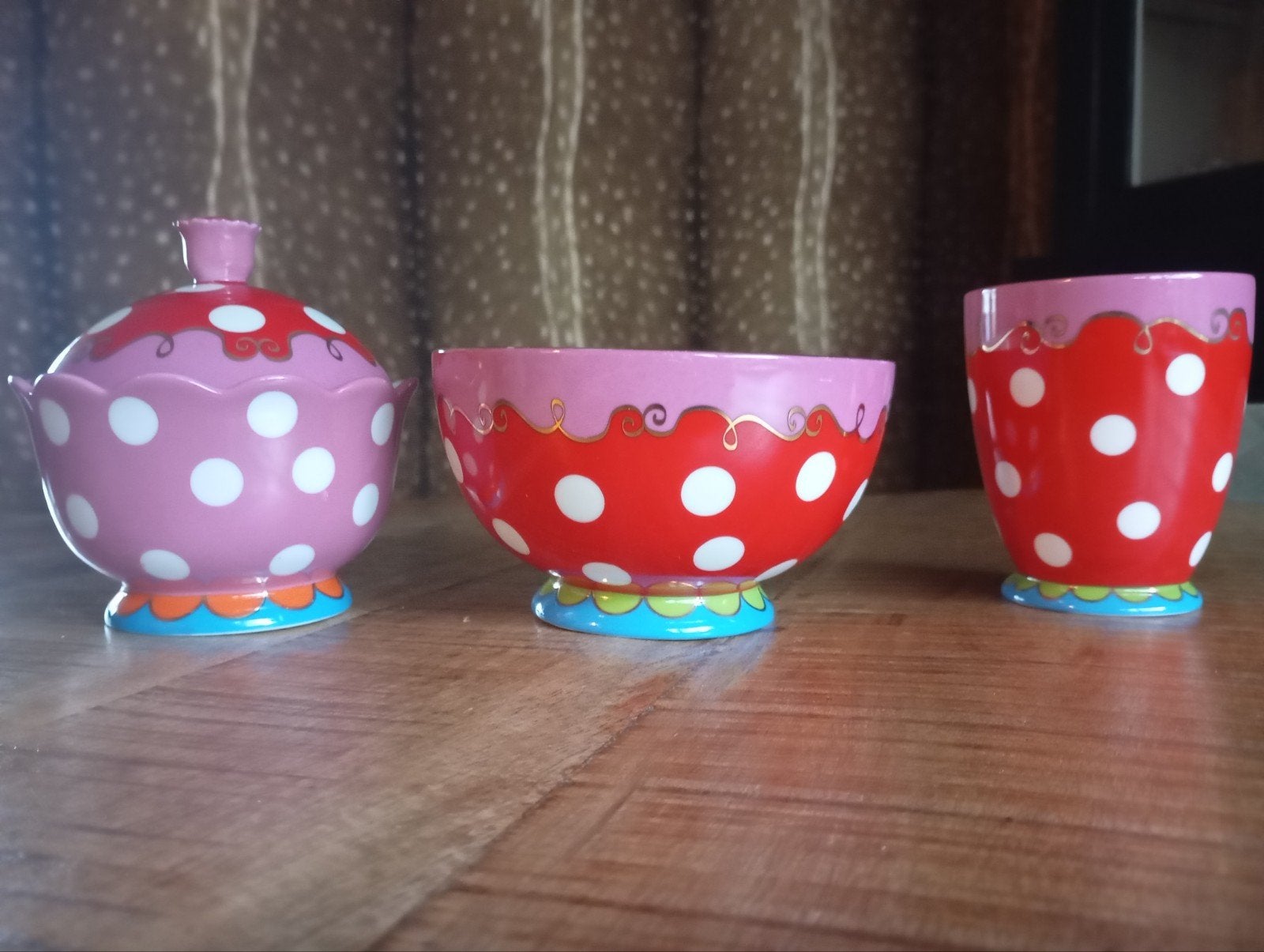 Douwe Egberts servies: suikerpot, kom en beker (2003), Gebruikt, Keramiek, Overige typen, Ophalen of Verzenden