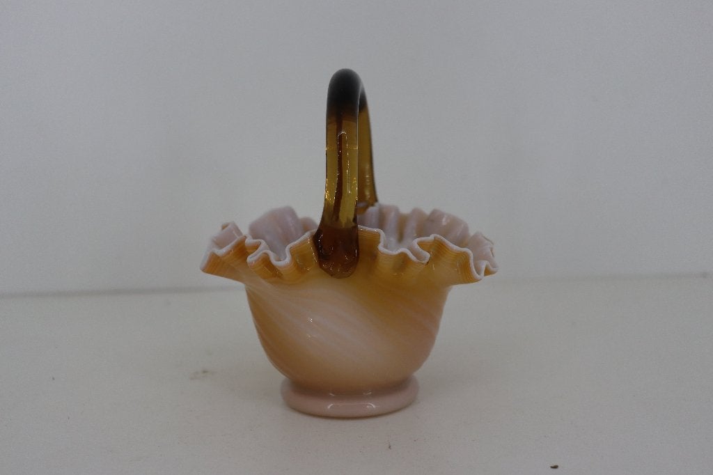 Prachtig Vintage Glazen Mandje / Sierkorfje – Kunstglas, Antiek en Kunst, Ophalen of Verzenden