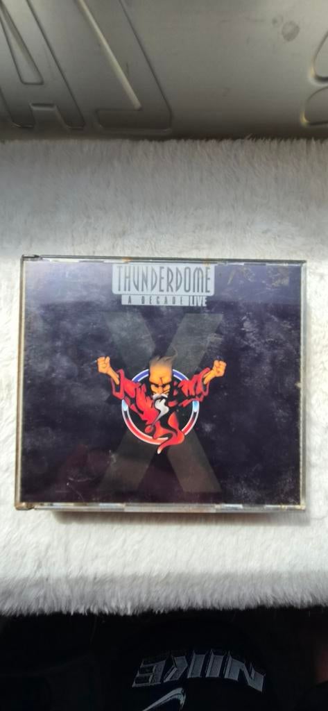 Thunderdome a decade, Ophalen of Verzenden, Zo goed als nieuw, Overige formaten