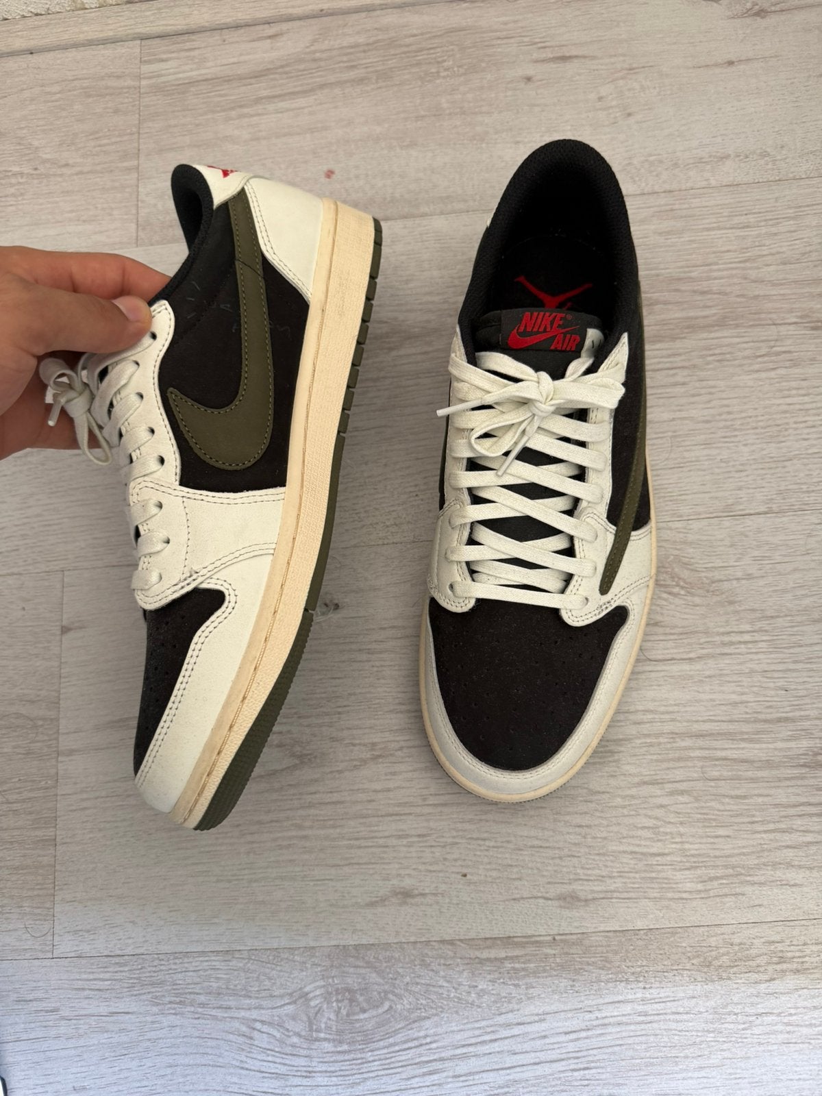 Nike x travis scot, Kleding | Heren, Schoenen, Ophalen of Verzenden, Zo goed als nieuw