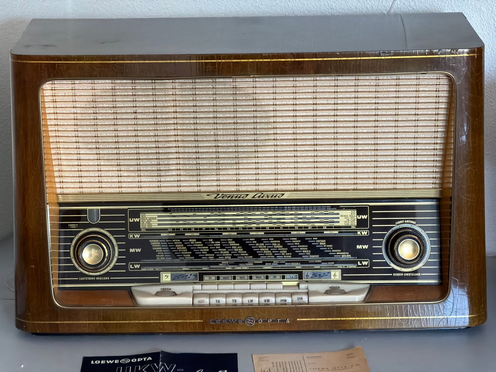 Loewe Opta "Venus-Luxus" 2791W buizenradio uit 1956, Ophalen, Gebruikt, Radio
