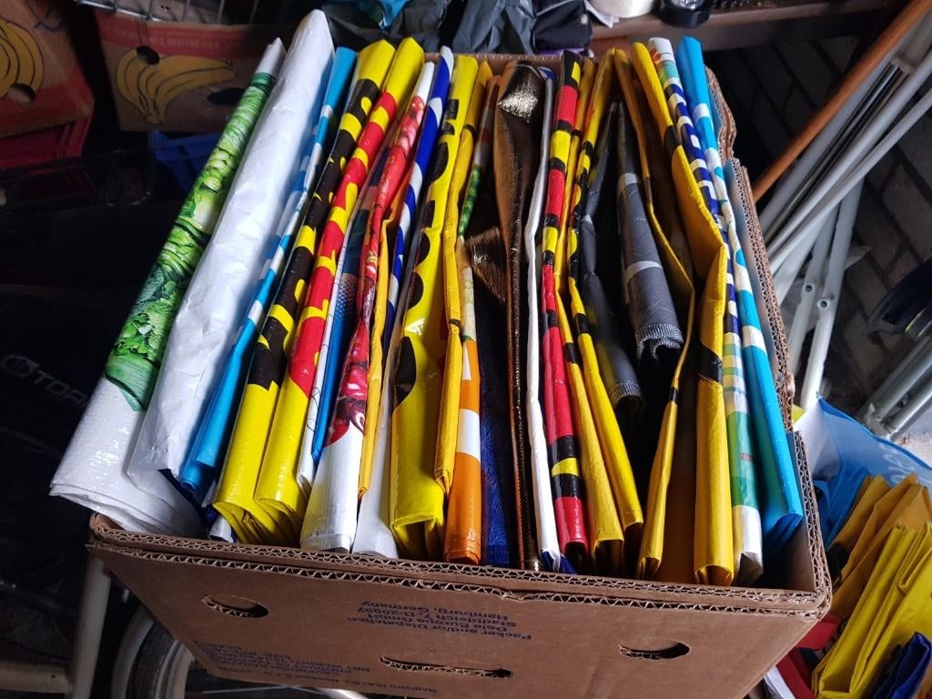 zo goed als nieuwe boodschappen tassen-bananendoos vol, Ophalen of Verzenden, Nieuw, Overige kleuren, Shopper