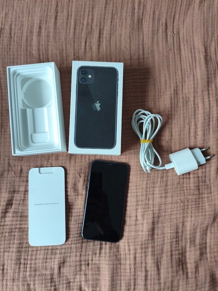 Apple Iphone 11 ( A2221 ) met toebehoren, Telecommunicatie, Gebruikt, Zwart, 64 GB, Zonder abonnement