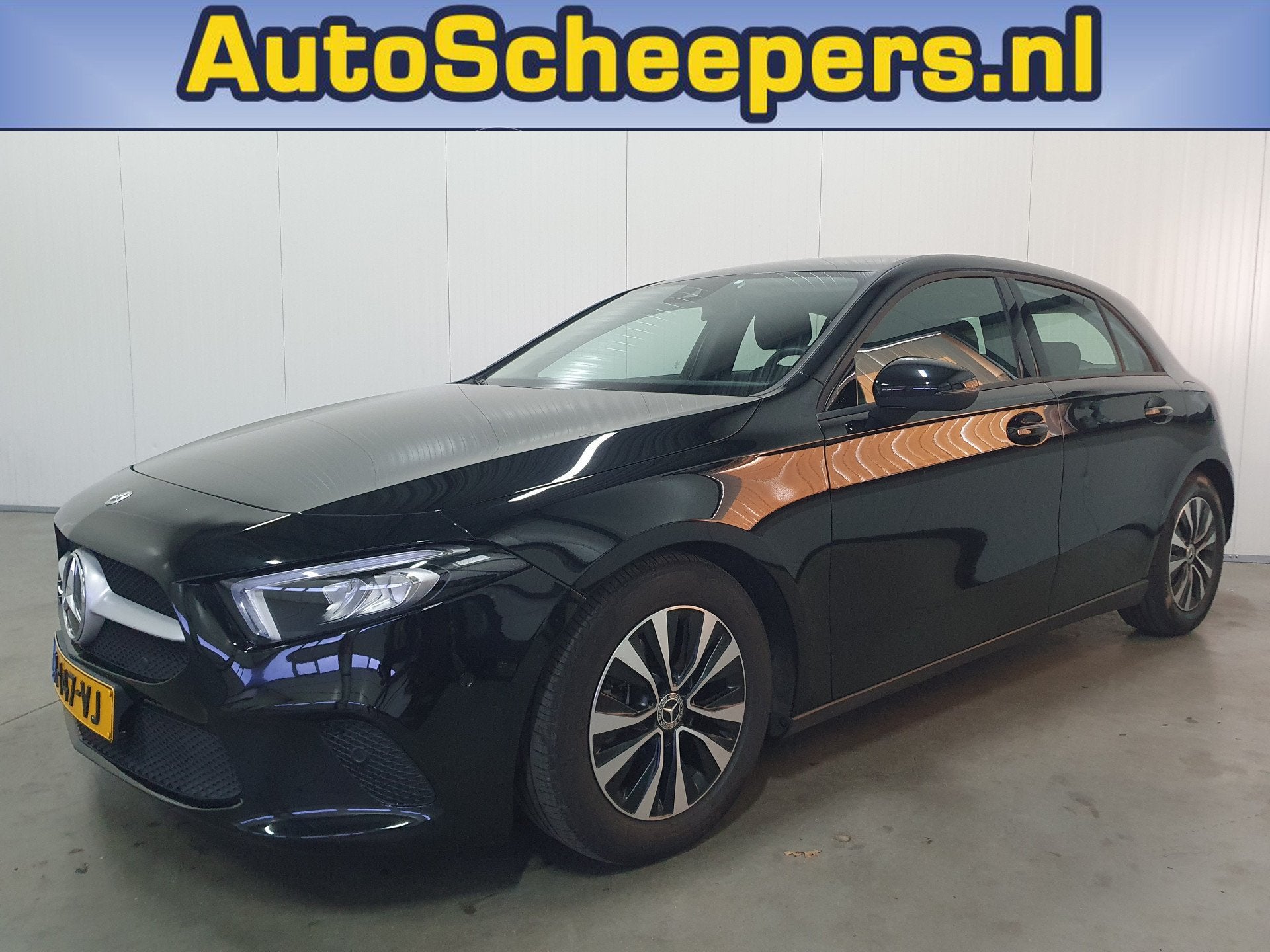 Mercedes-Benz A-Klasse 160 Business Solution DIG.COCKPIT/NAV, Auto's, Voorwielaandrijving, Stof, Gebruikt, Euro 6