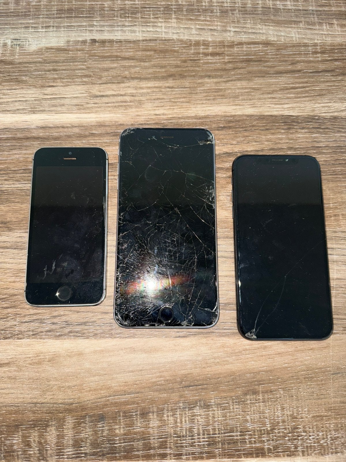 Kapotte oude iphone’s, Telecommunicatie, Mobiele telefoons | Apple iPhone, Ophalen of Verzenden, Niet werkend, Zwart, 64 GB