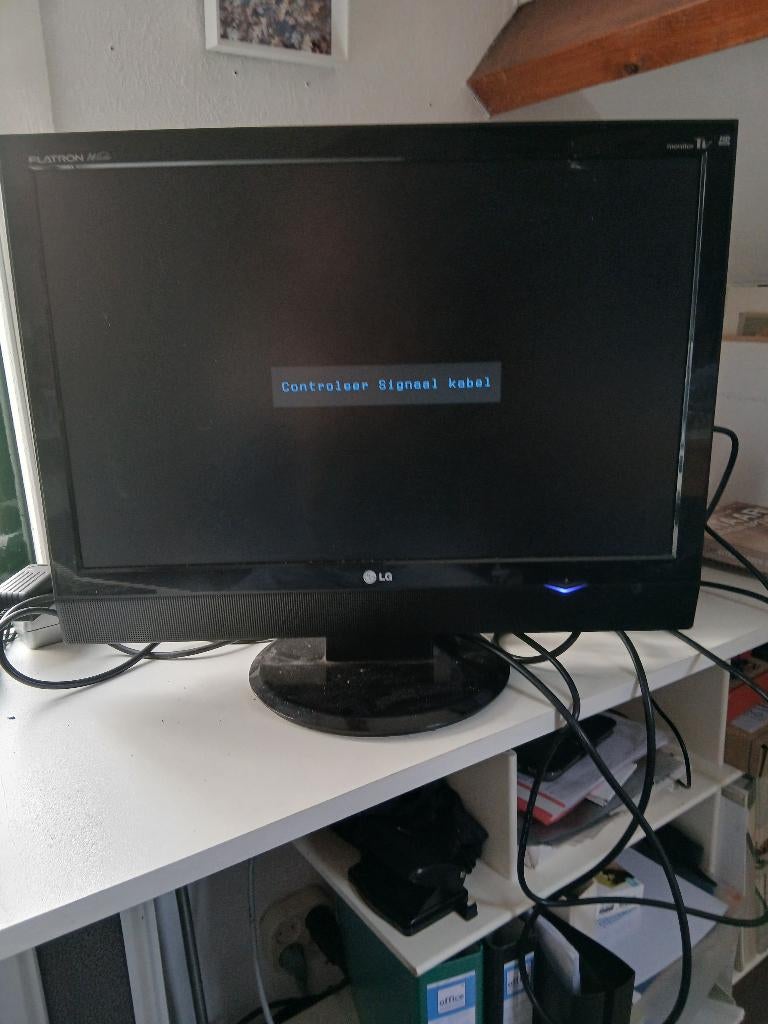 LG kleuren monitor met ab, Gebruikt, 101 t/m 150 Hz, Ophalen of Verzenden, Overige typen