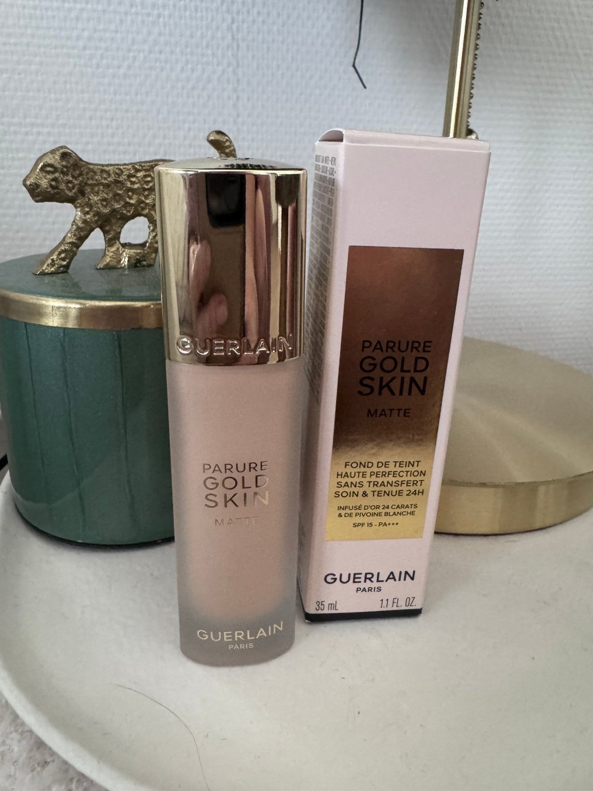 Nieuw Guerlain gold skin matte 1W foundation, Ophalen of Verzenden, Nieuw, Gehele gezicht, Make-up