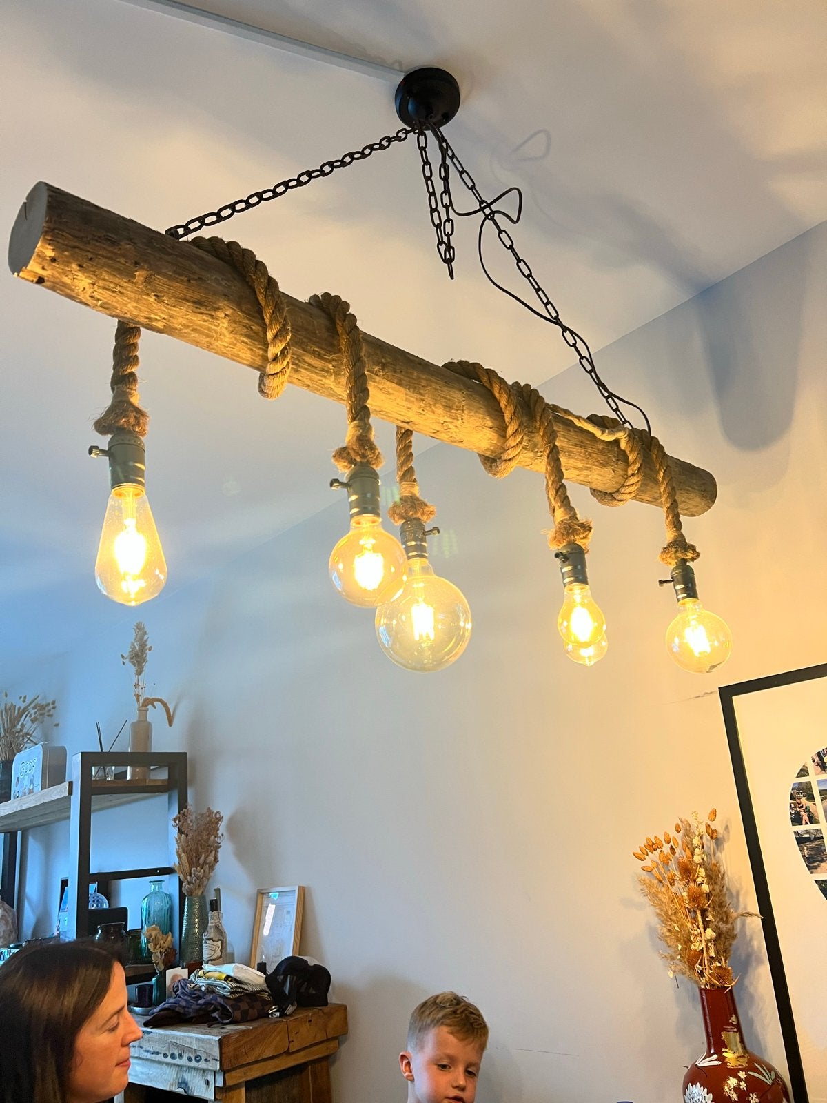 Rustieke houten balk hanglamp met touw en 5 E27 fittingen, Ophalen of Verzenden, Zo goed als nieuw, Hout, E27 (groot)
